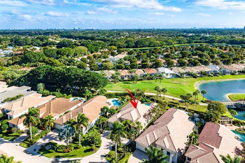 Photo of 161 Vintage Isle Lane, Palm Beach Gardens, FL 33418 (MLS # R11157243)