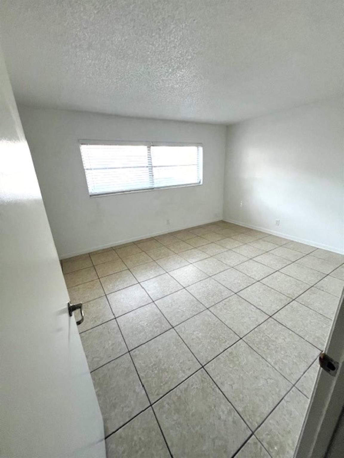 Lake Worth Town Add 01 - Residential Lease