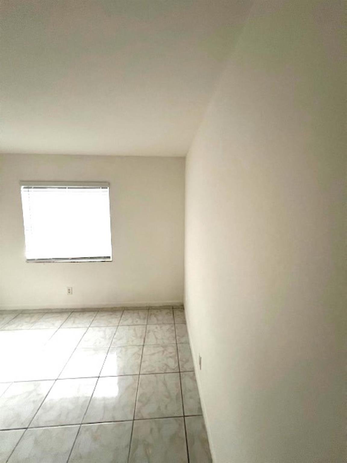 Lake Worth Town Add 01 - Residential Lease