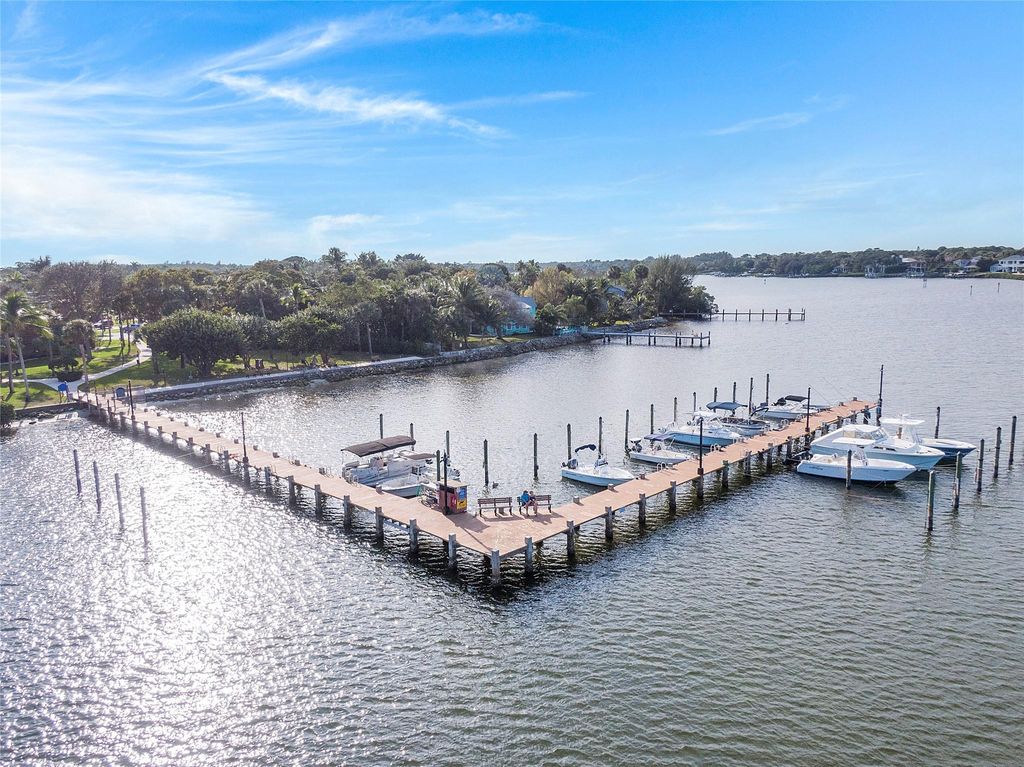 Photo of 825 Center Street, Jupiter, FL 33458 (MLS # F10426223)