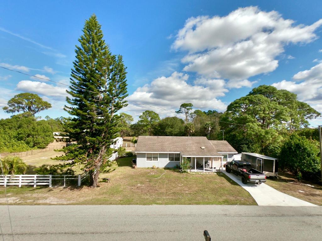 SUN N LK LP UNIT 15 - Residential