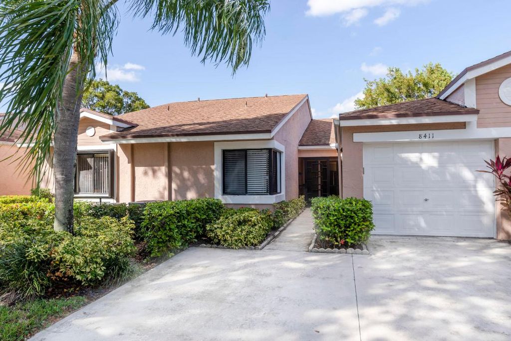 Photo of 8411 Park Gate Road, Boca Raton, FL 33496 (MLS # R10933714)