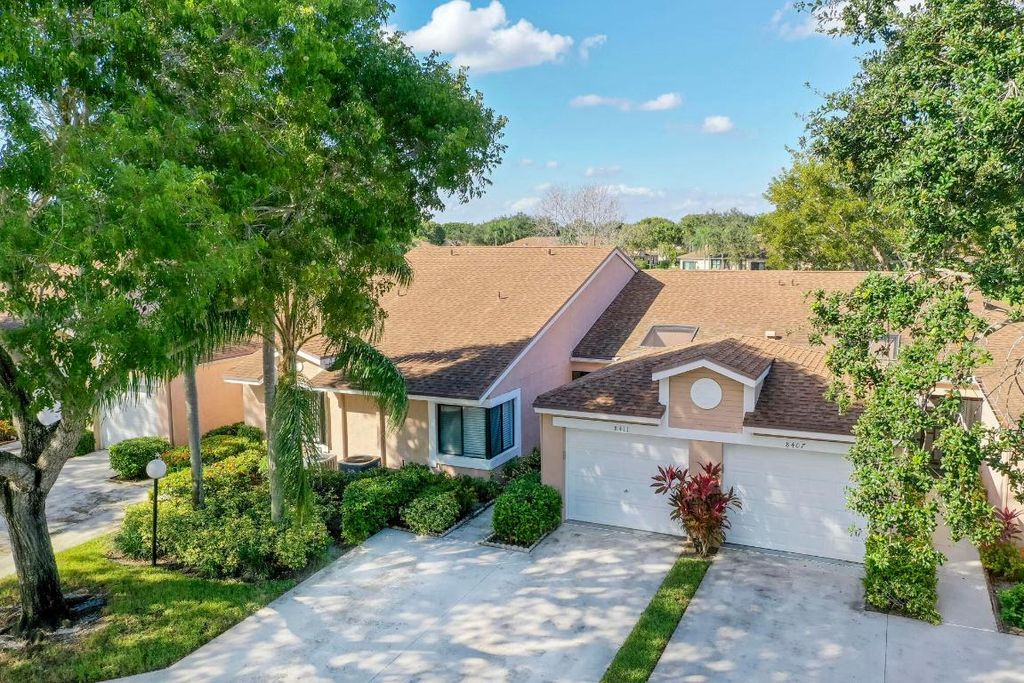 Photo of 8411 Park Gate Road, Boca Raton, FL 33496 (MLS # R10933714)