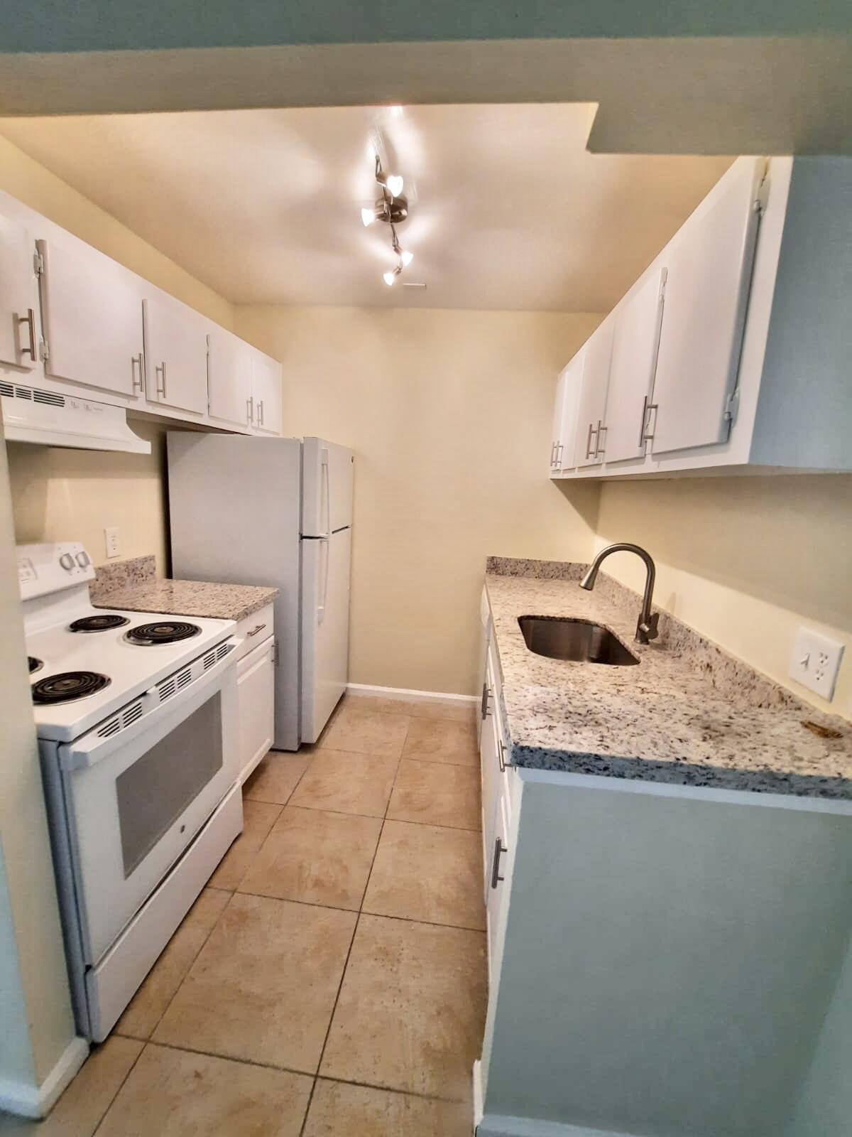 CROSS CREEK CONDO - Residential