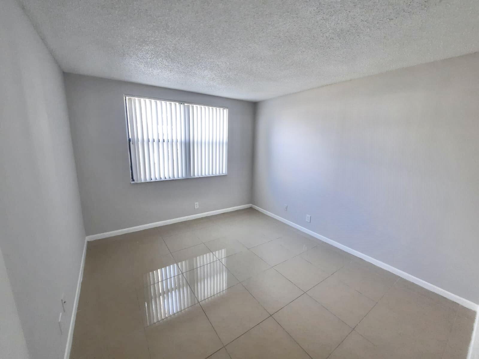 CROSS CREEK CONDO - Residential