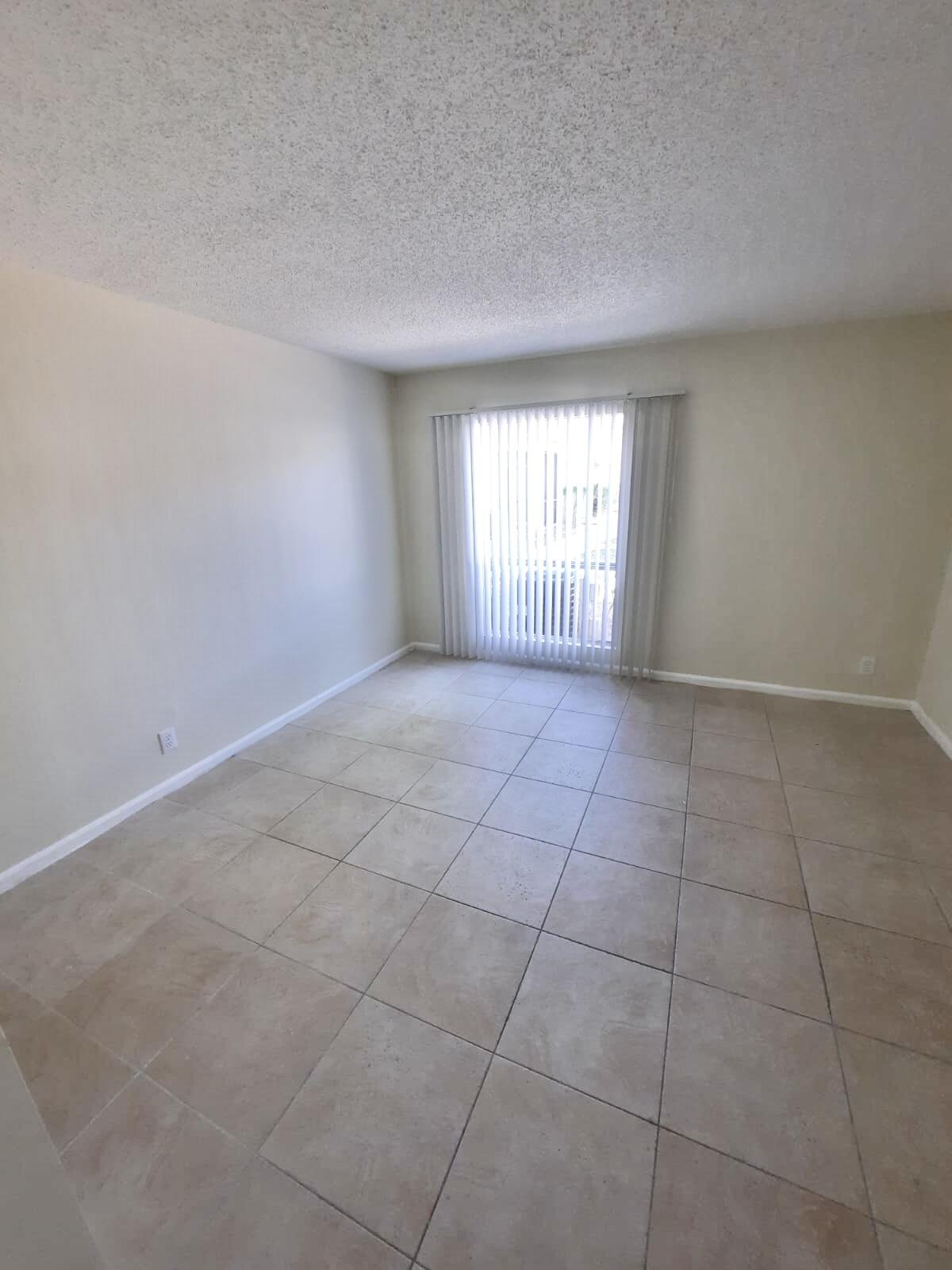 CROSS CREEK CONDO - Residential