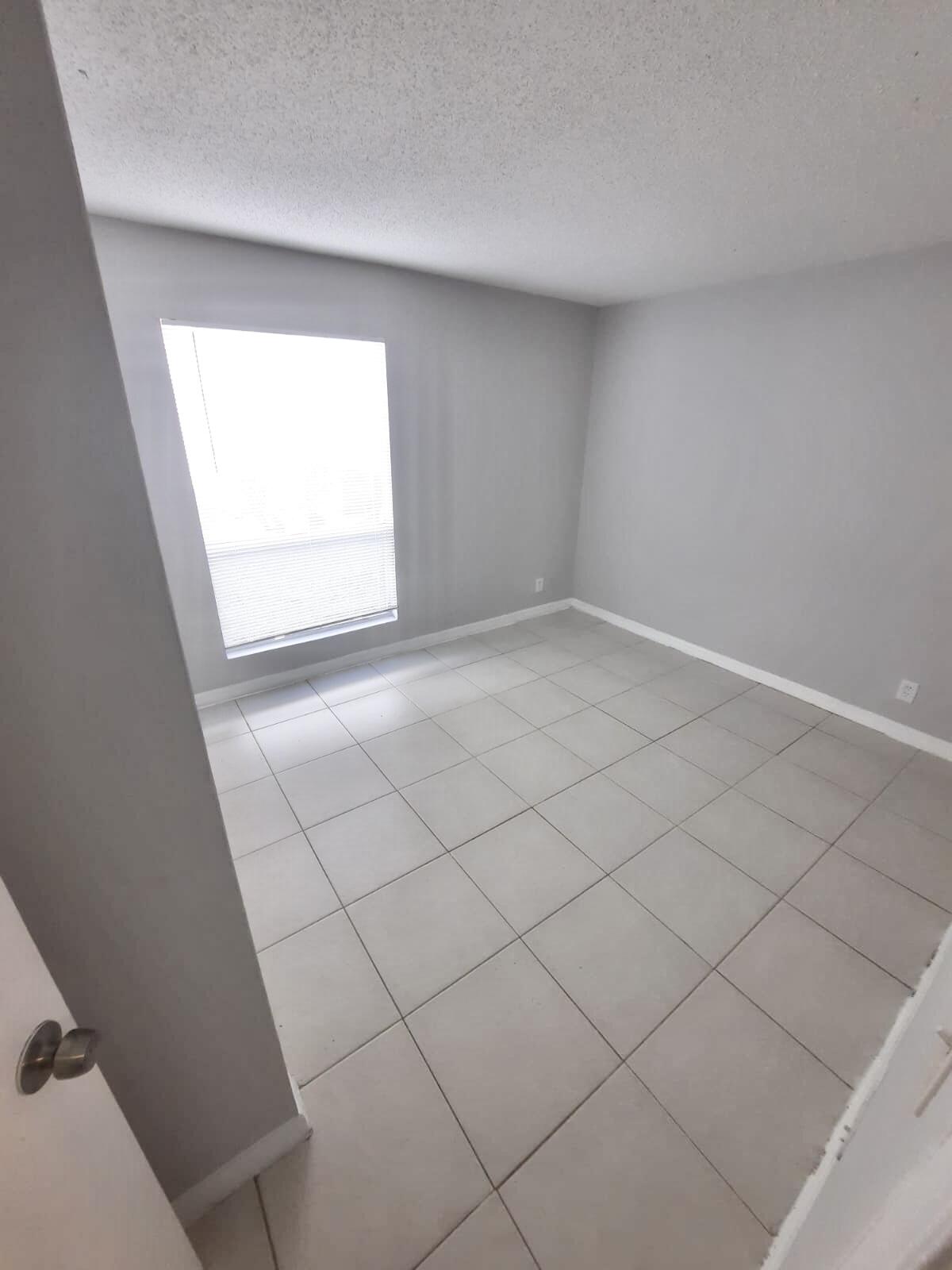 CROSS CREEK CONDO - Residential