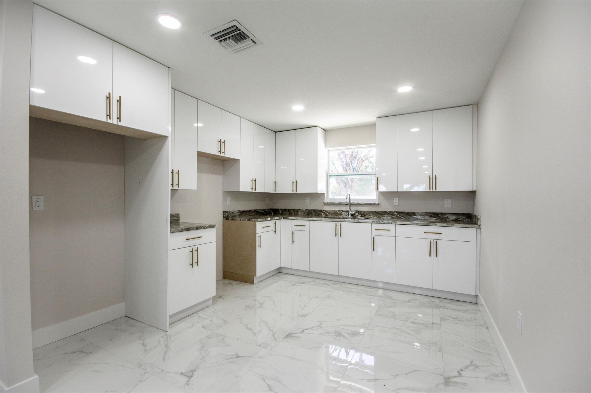 Lazy Seven Ranch Acres - Residential