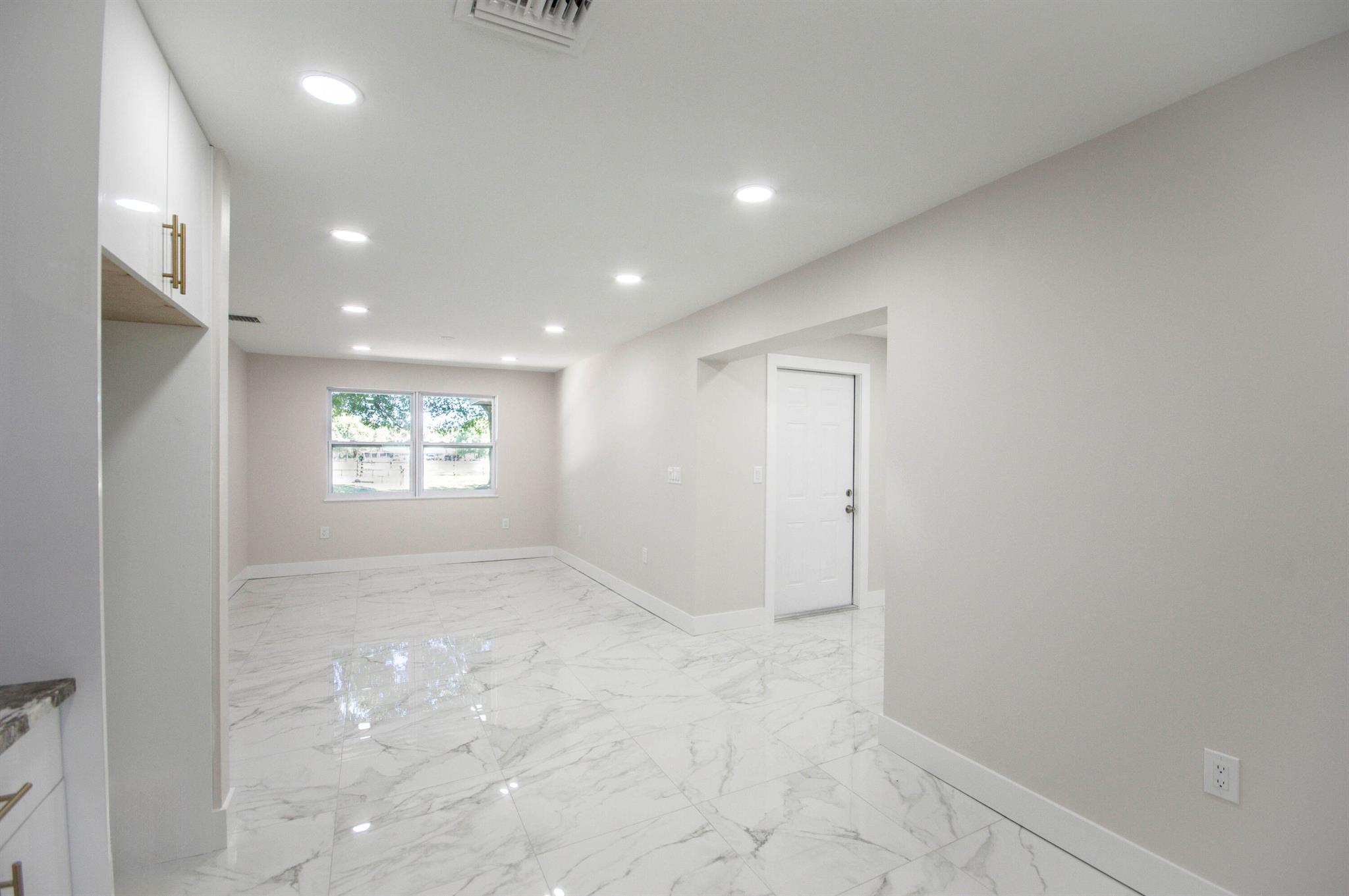 Lazy Seven Ranch Acres - Residential