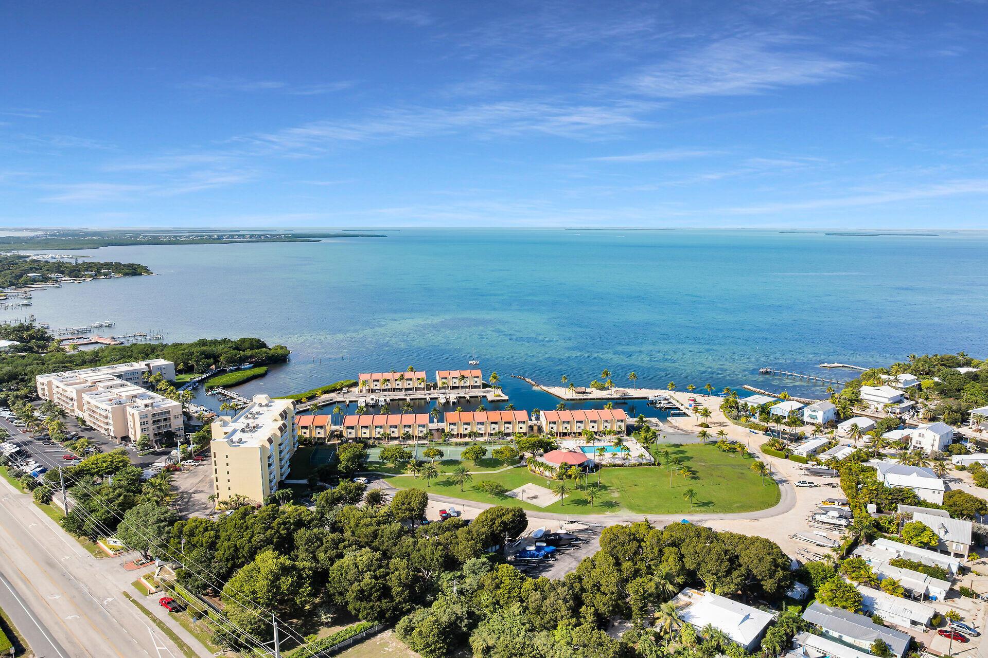 FUTURA YACHT CLUB BLDG A - Residential