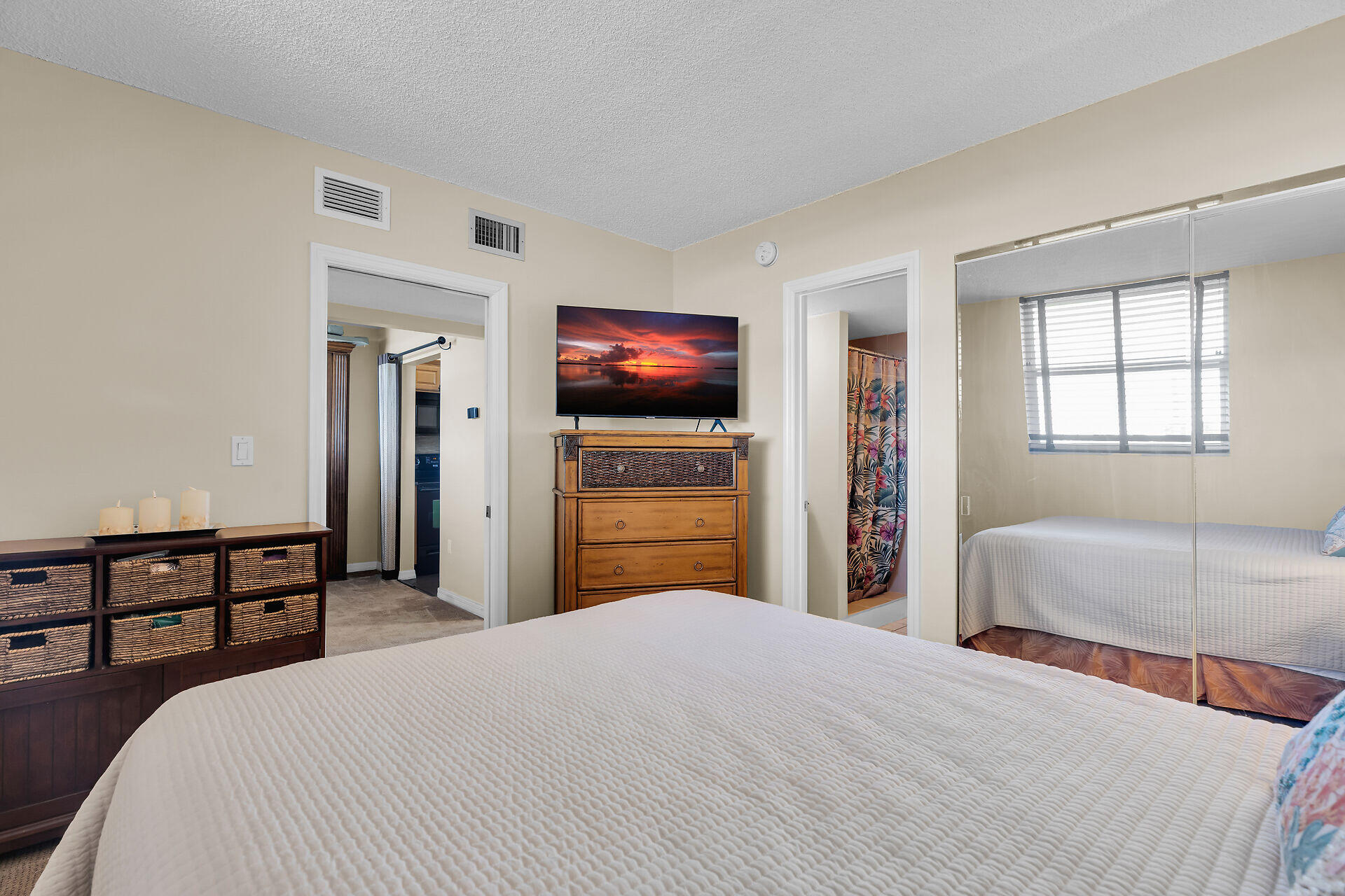 FUTURA YACHT CLUB BLDG A - Residential