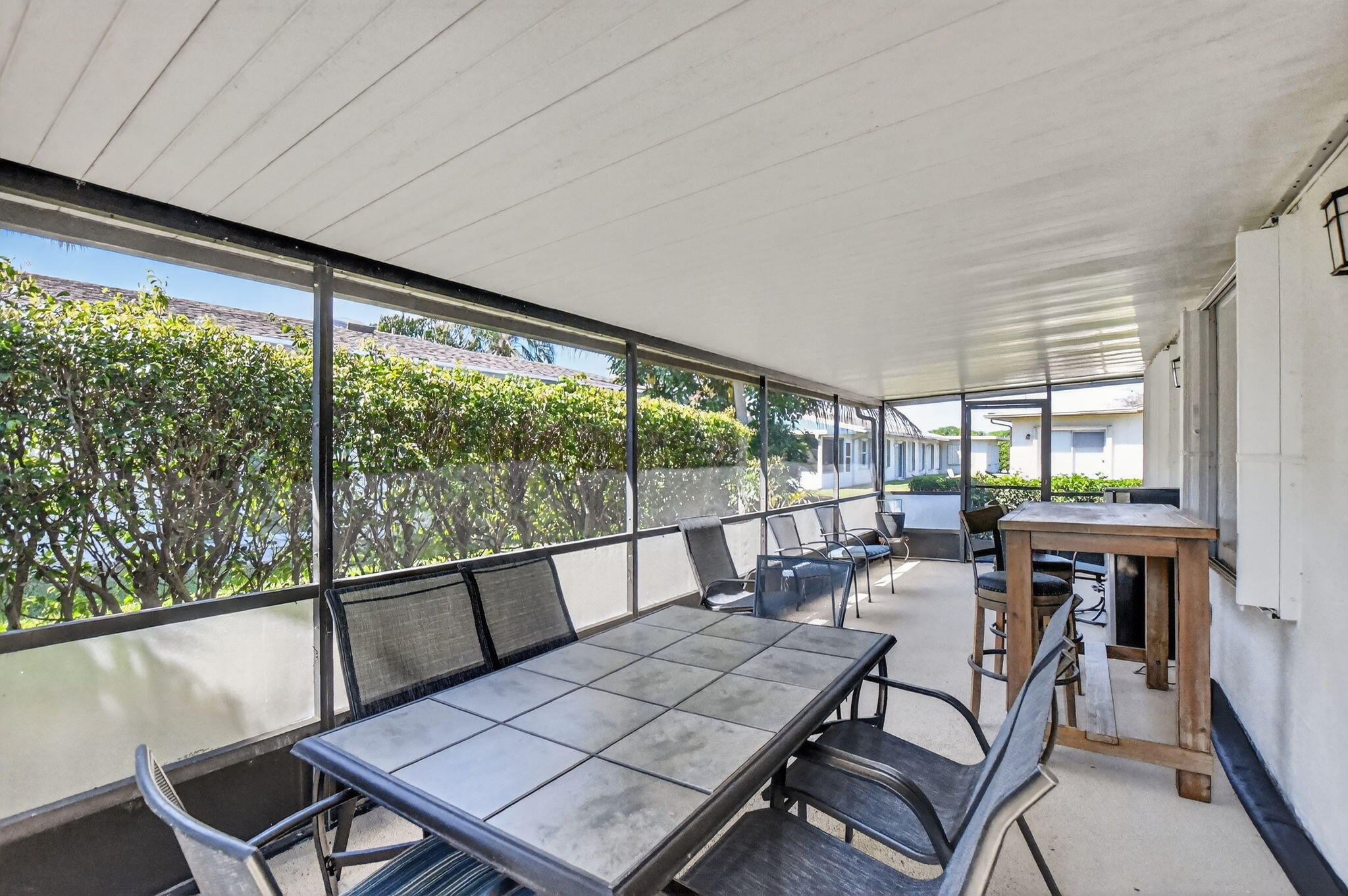 DELRAY VILLAS 4 - Residential