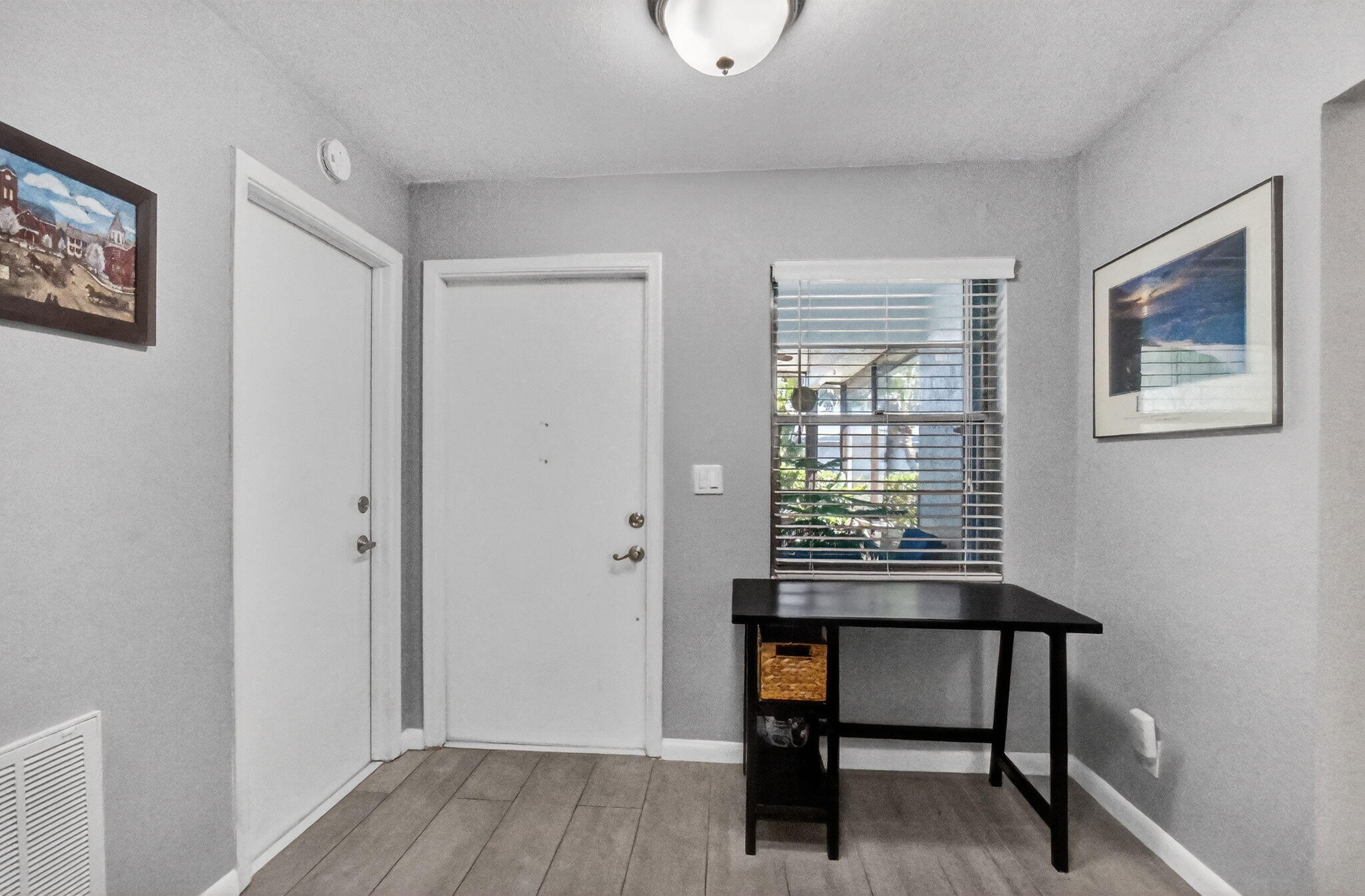 DELRAY VILLAS 4 - Residential