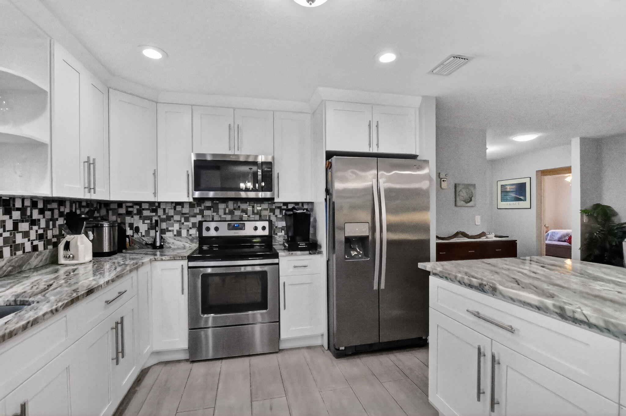 DELRAY VILLAS 4 - Residential