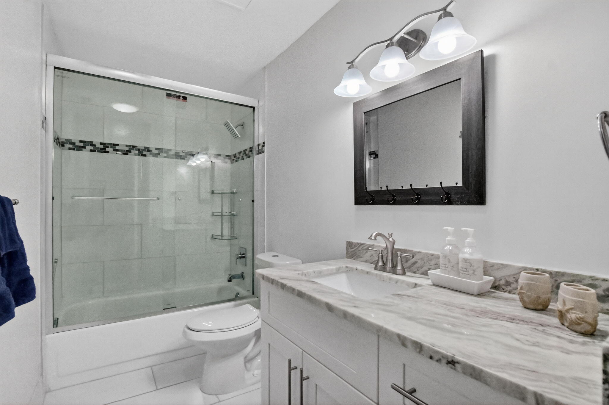 DELRAY VILLAS 4 - Residential