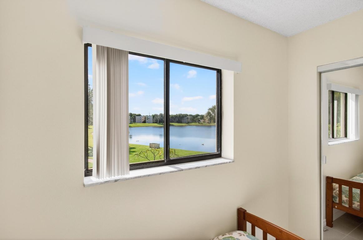 ASPEN CONDO - Residential