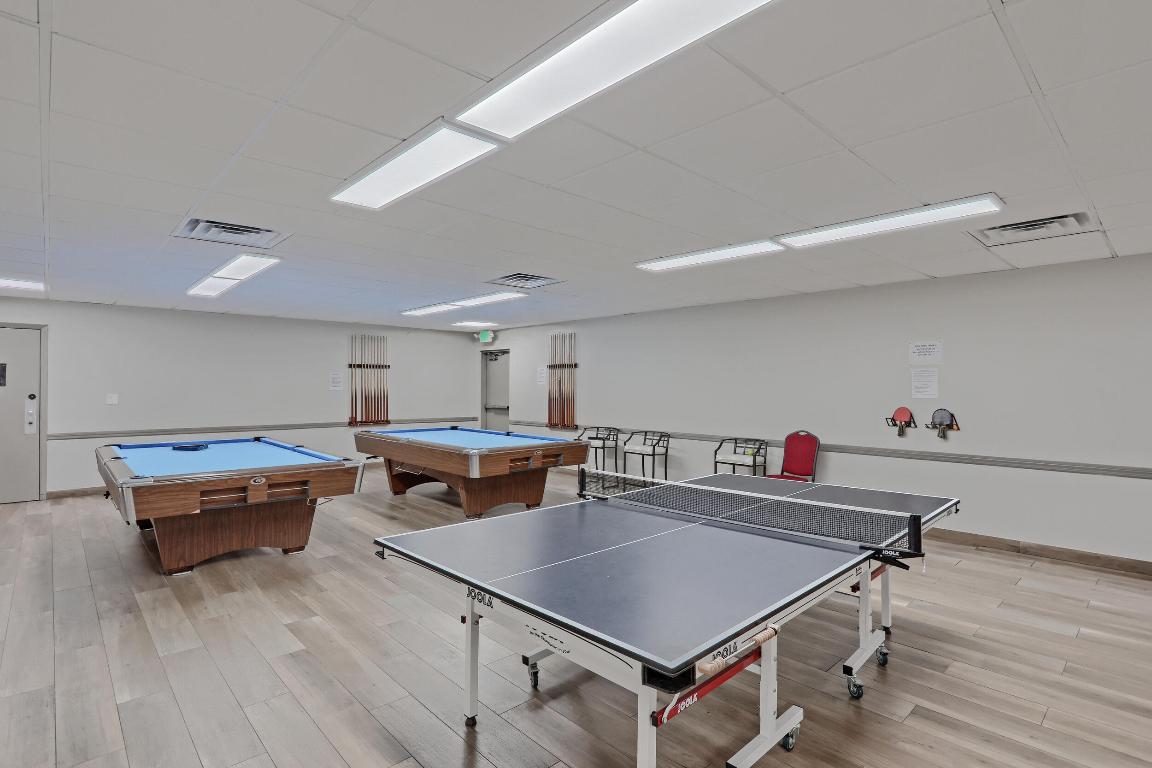 ASPEN CONDO - Residential