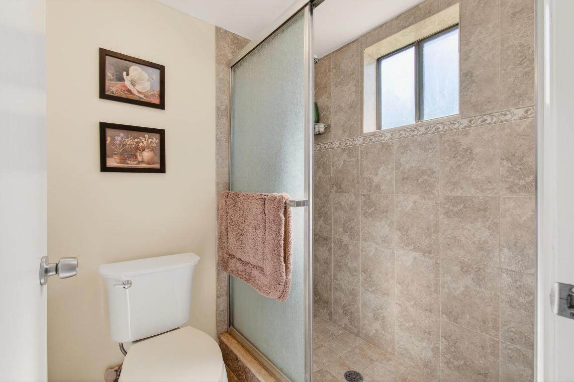 ASPEN CONDO - Residential