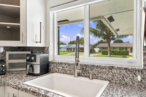 Tiny photo for 612 NE 24th Avenue, Pompano Beach, FL 33062 (MLS # B26087967)