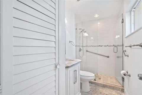 Tiny photo for 612 NE 24th Avenue, Pompano Beach, FL 33062 (MLS # B26087967)