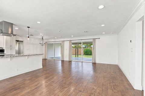 Tiny photo for 612 NE 24th Avenue, Pompano Beach, FL 33062 (MLS # B26087967)