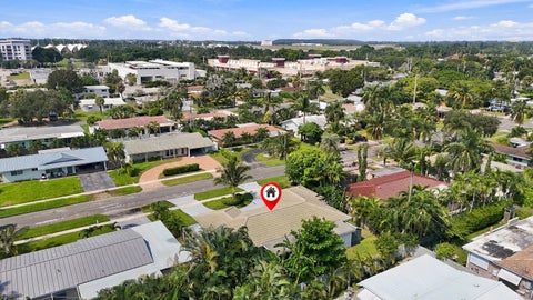Tiny photo for 612 NE 24th Avenue, Pompano Beach, FL 33062 (MLS # B26087967)