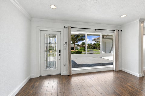 Tiny photo for 612 NE 24th Avenue, Pompano Beach, FL 33062 (MLS # B26087967)