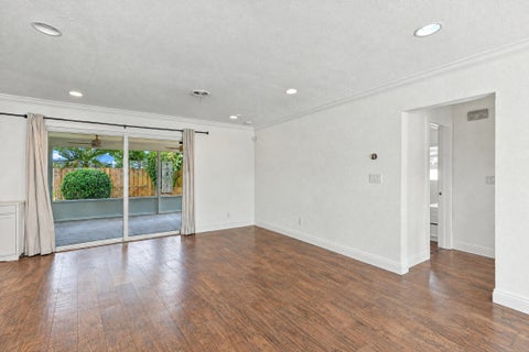 Tiny photo for 612 NE 24th Avenue, Pompano Beach, FL 33062 (MLS # B26087967)