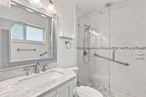Tiny photo for 612 NE 24th Avenue, Pompano Beach, FL 33062 (MLS # B26087967)