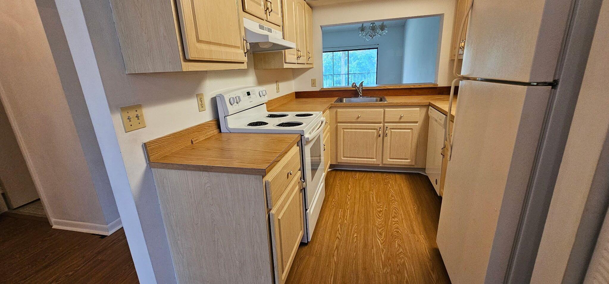 GARDENS OF WILLOW BEND CO - Residential Lease