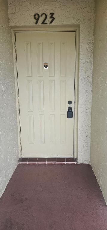 GARDENS OF WILLOW BEND CONDOS - Residential Lease