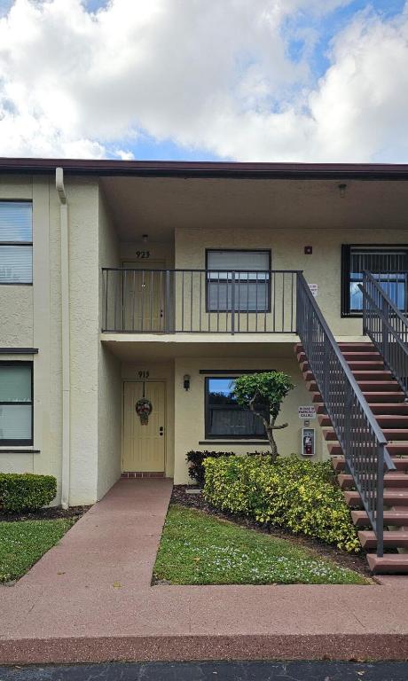 GARDENS OF WILLOW BEND CONDOS - Residential Lease