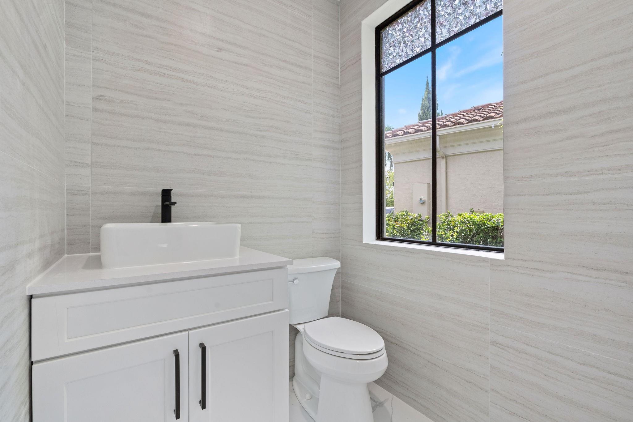 OAKS AT BOCA RATON - Residential