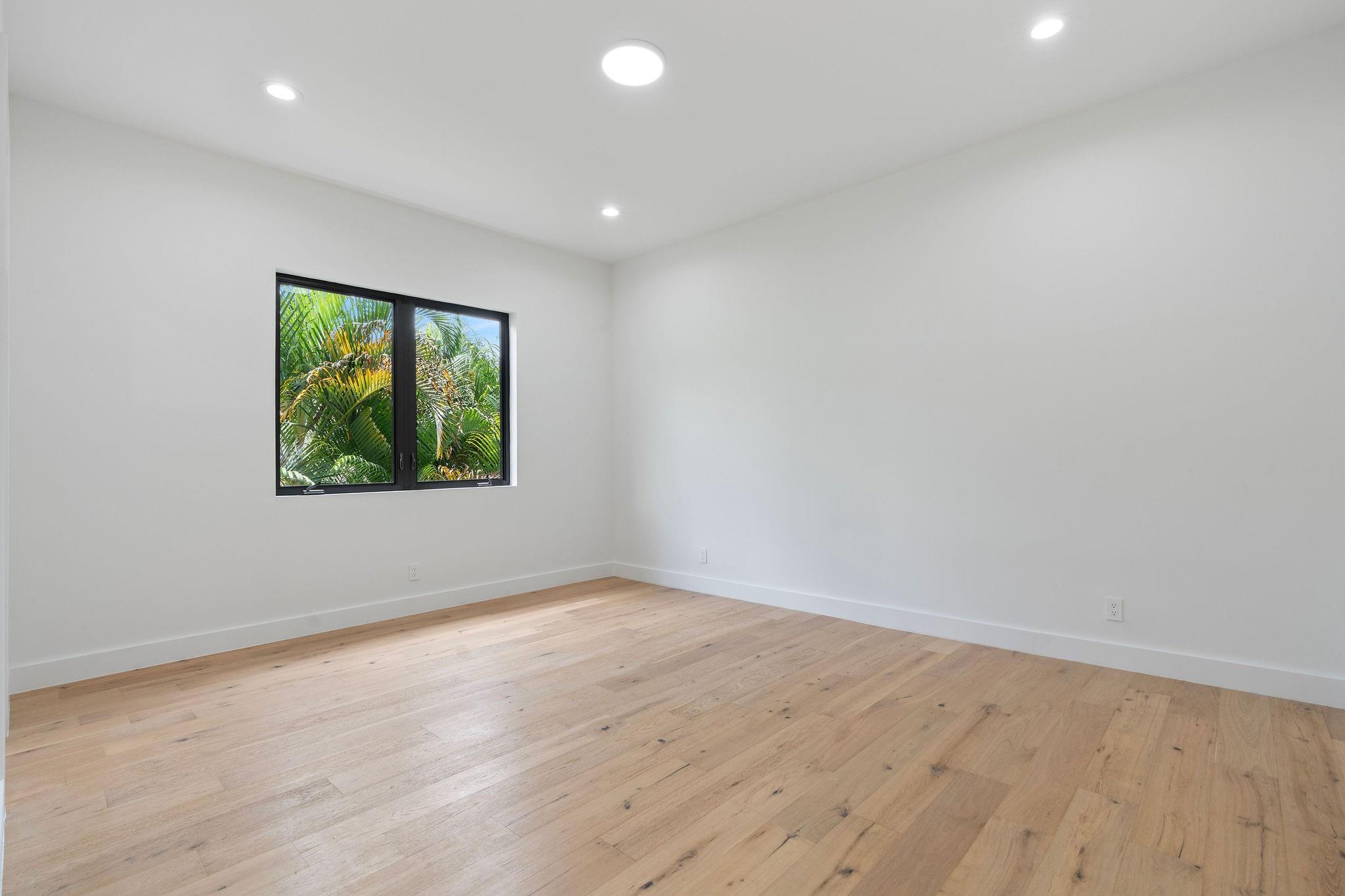 OAKS AT BOCA RATON - Residential