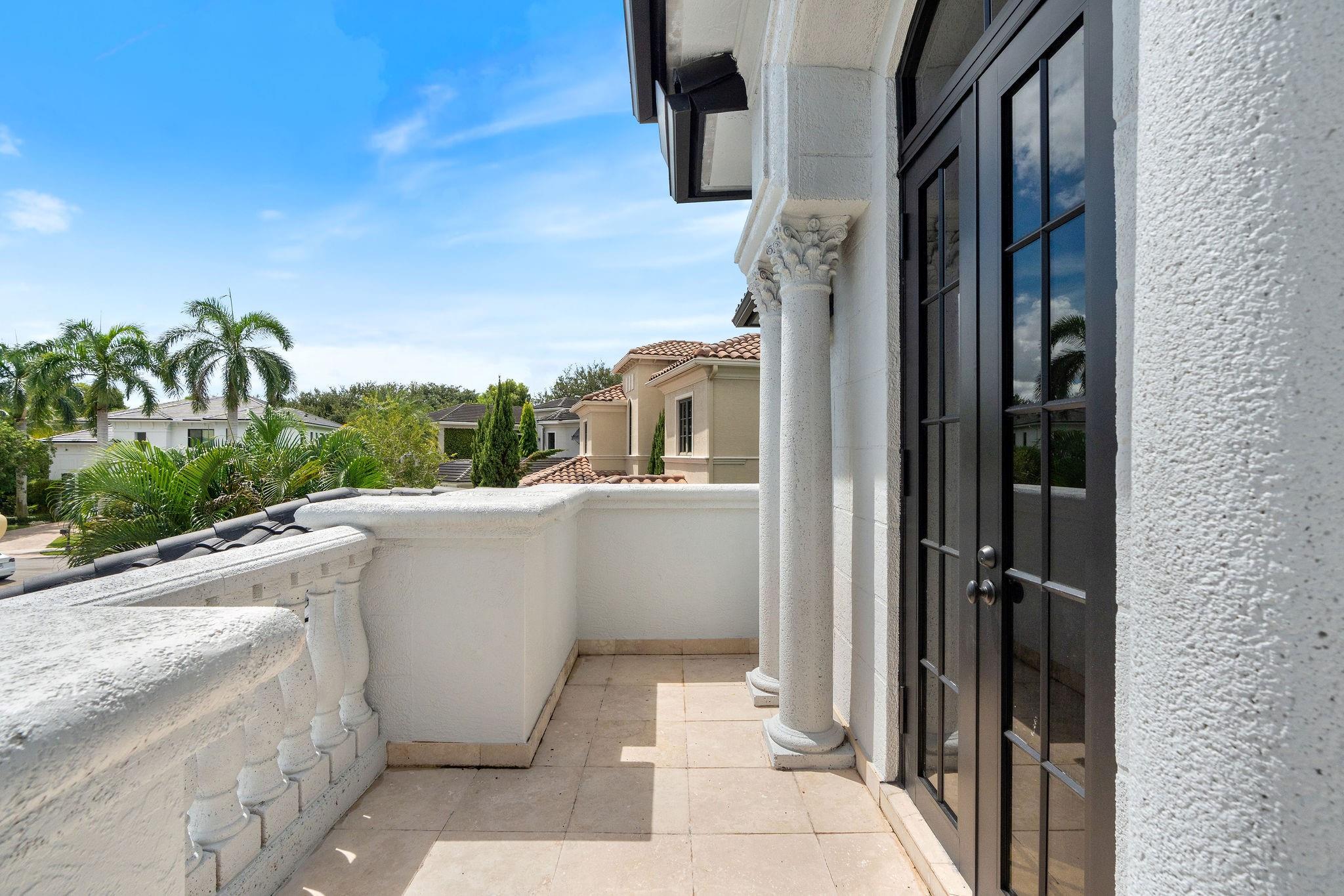 OAKS AT BOCA RATON - Residential