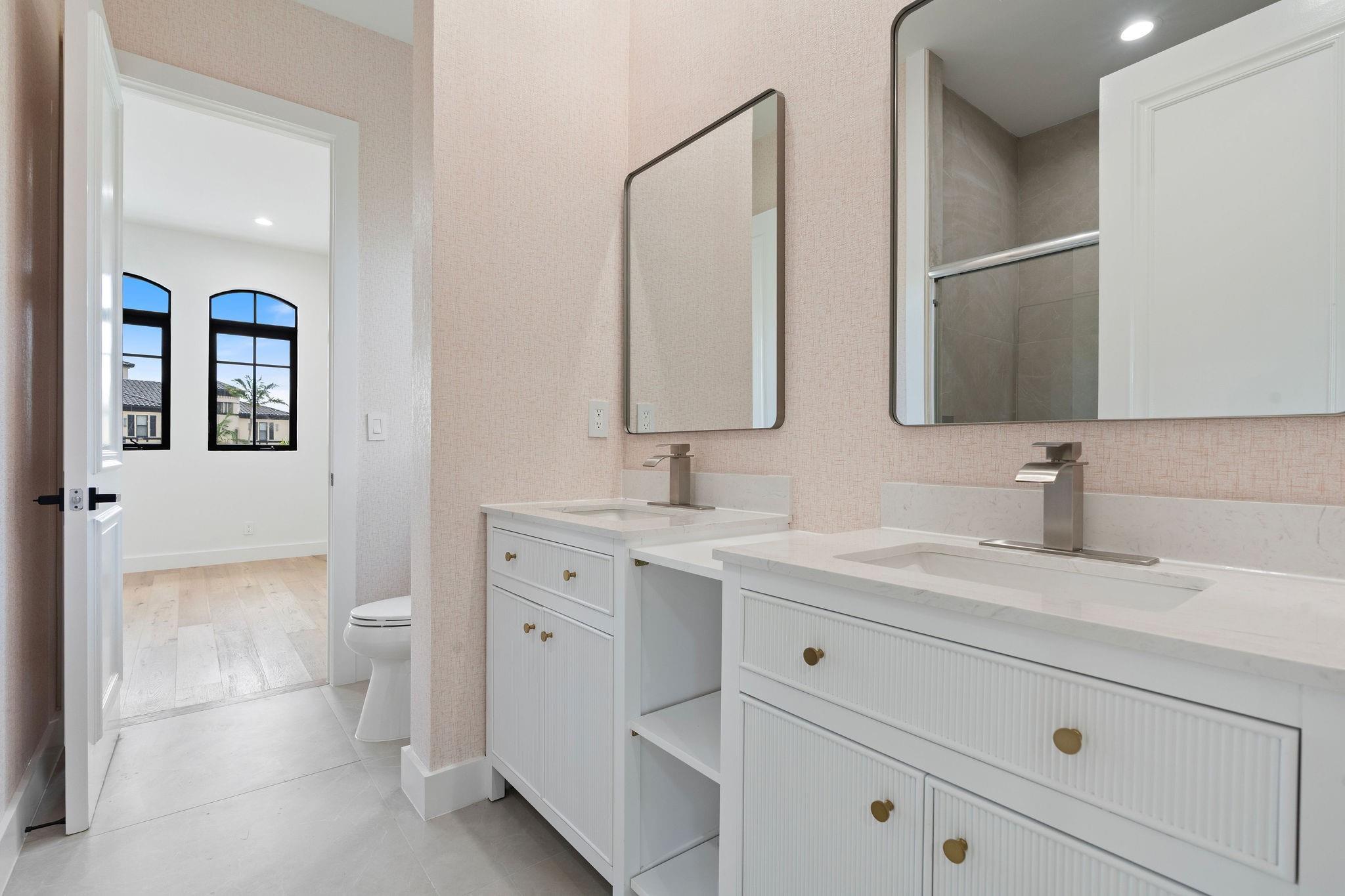 OAKS AT BOCA RATON - Residential