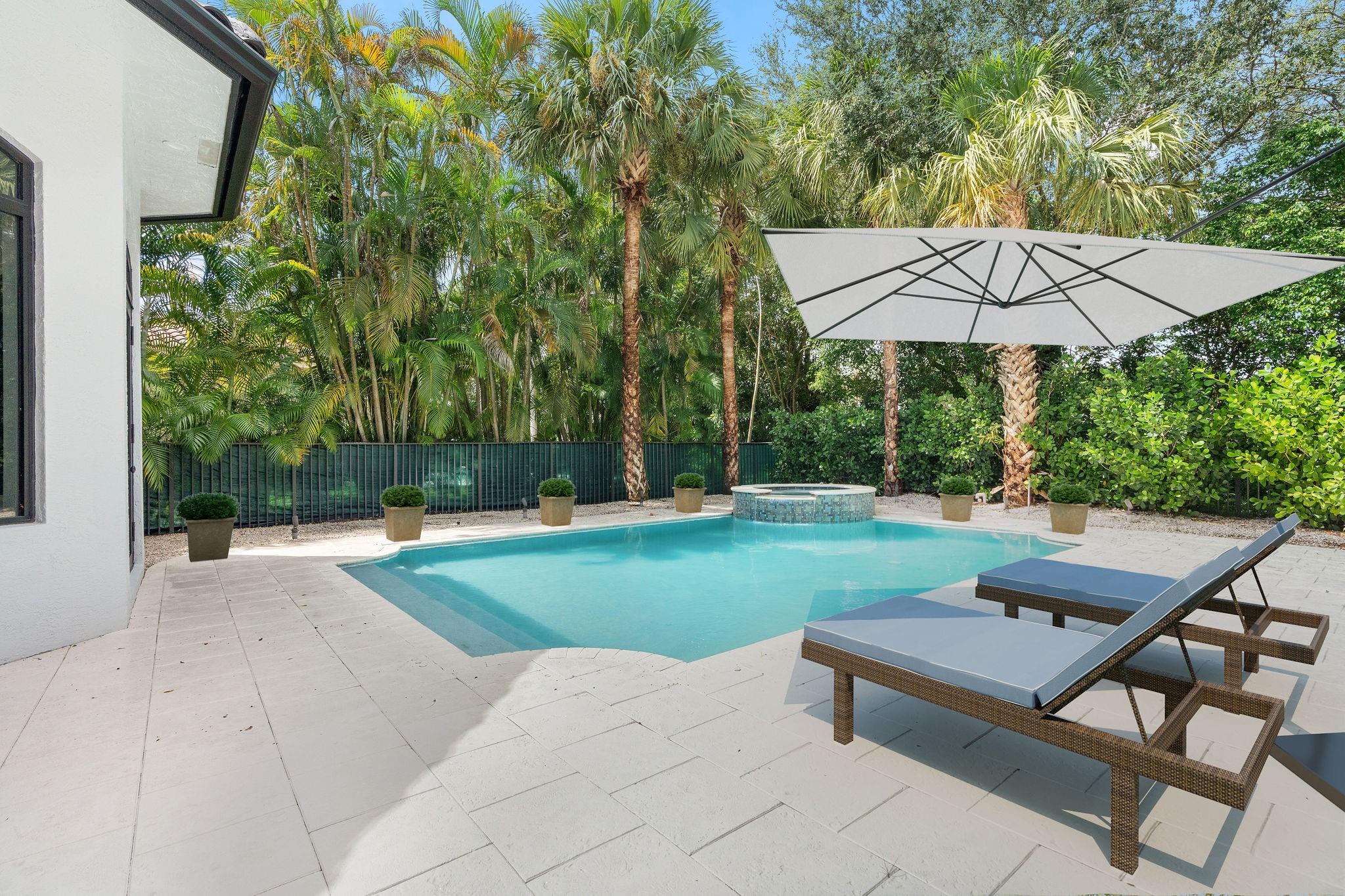 OAKS AT BOCA RATON - Residential