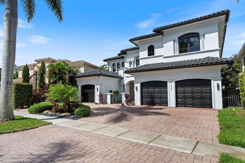 Photo of 17935 Monte Vista Drive, Boca Raton, FL 33496 (MLS # F10525130)