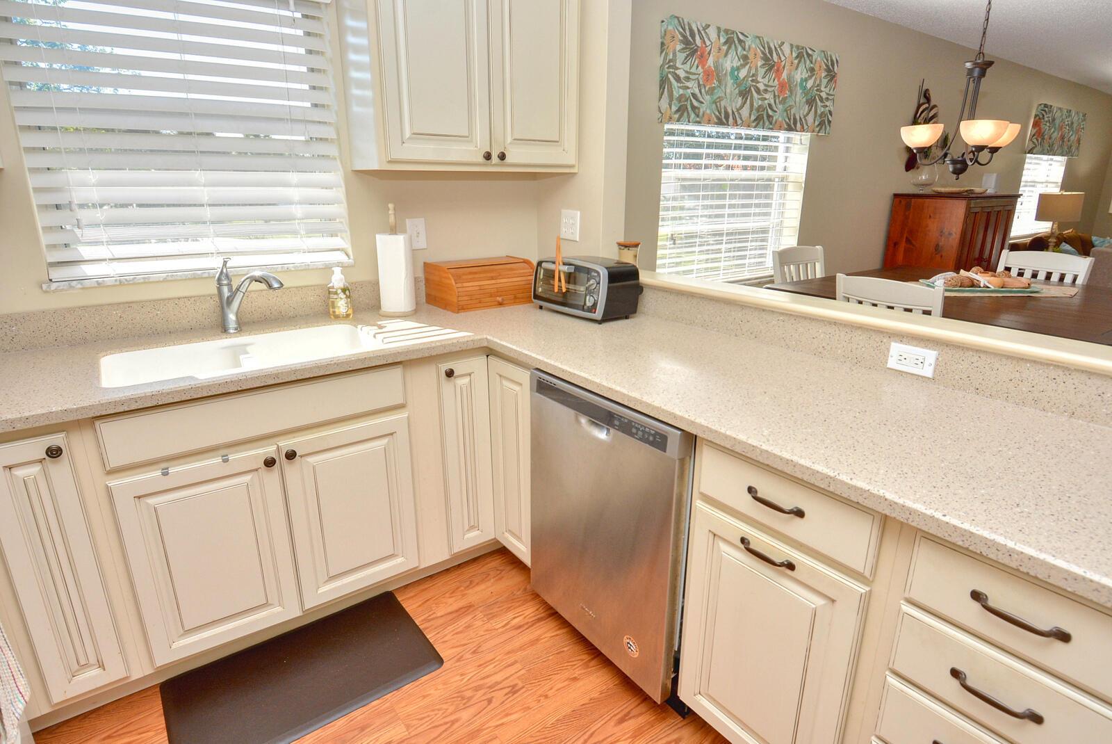 1225 NW 21st Street 415