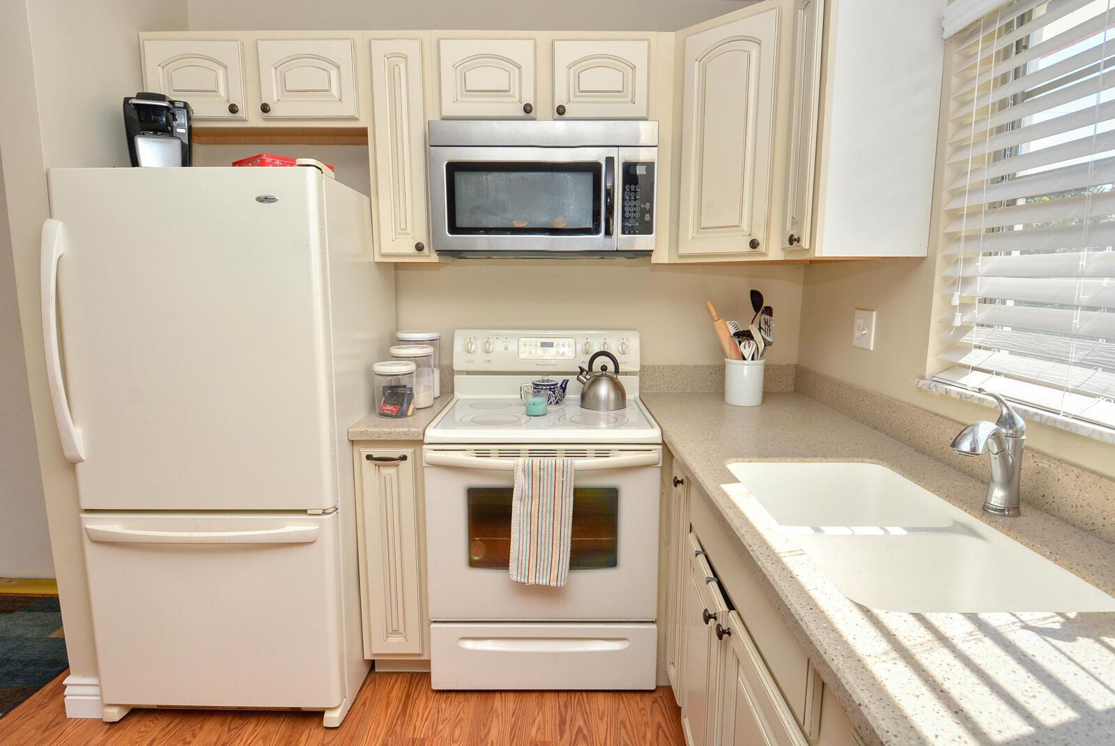 1225 NW 21st Street 415