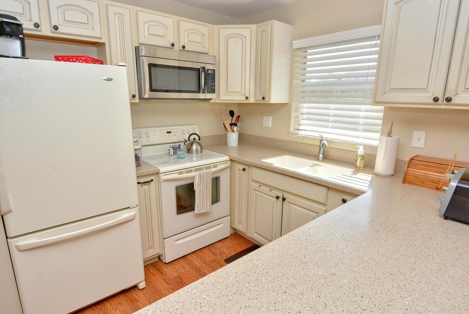 1225 NW 21st Street 415
