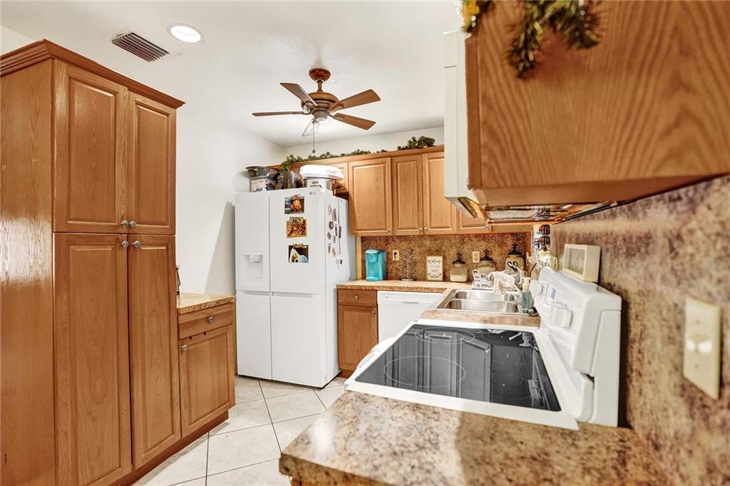 Prosper Park Amd 44-36 B - Residential