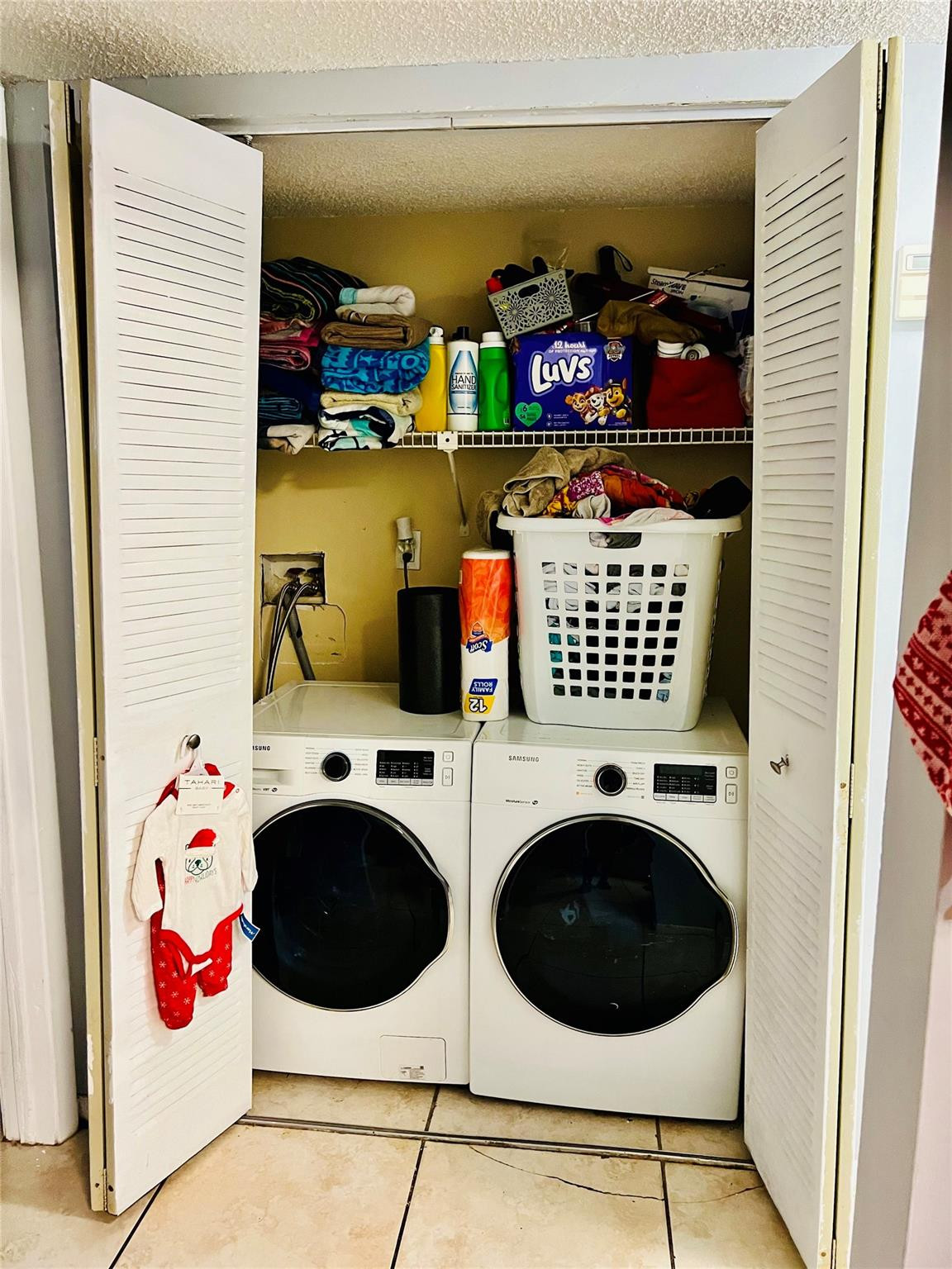 COCO PARC CONDOMINIUMS - Residential