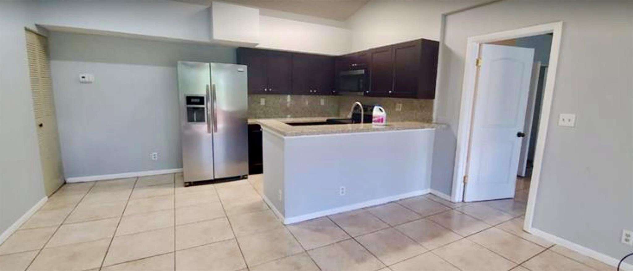 COCO PARC CONDOMINIUMS - Residential