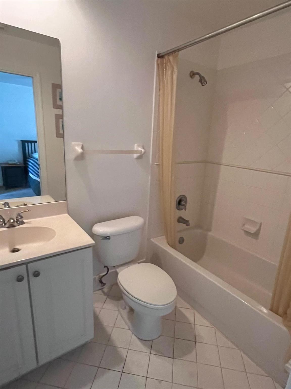 PEMBROKE ISLES IV - Residential