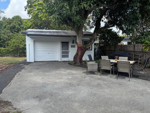 79 NW 143rd Street A Miami FL 33168