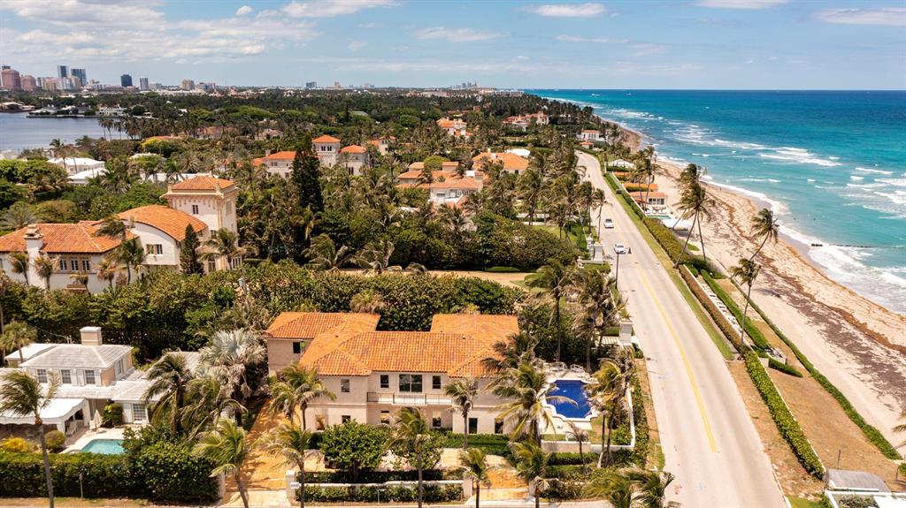 VIA VIZCAYA - Residential