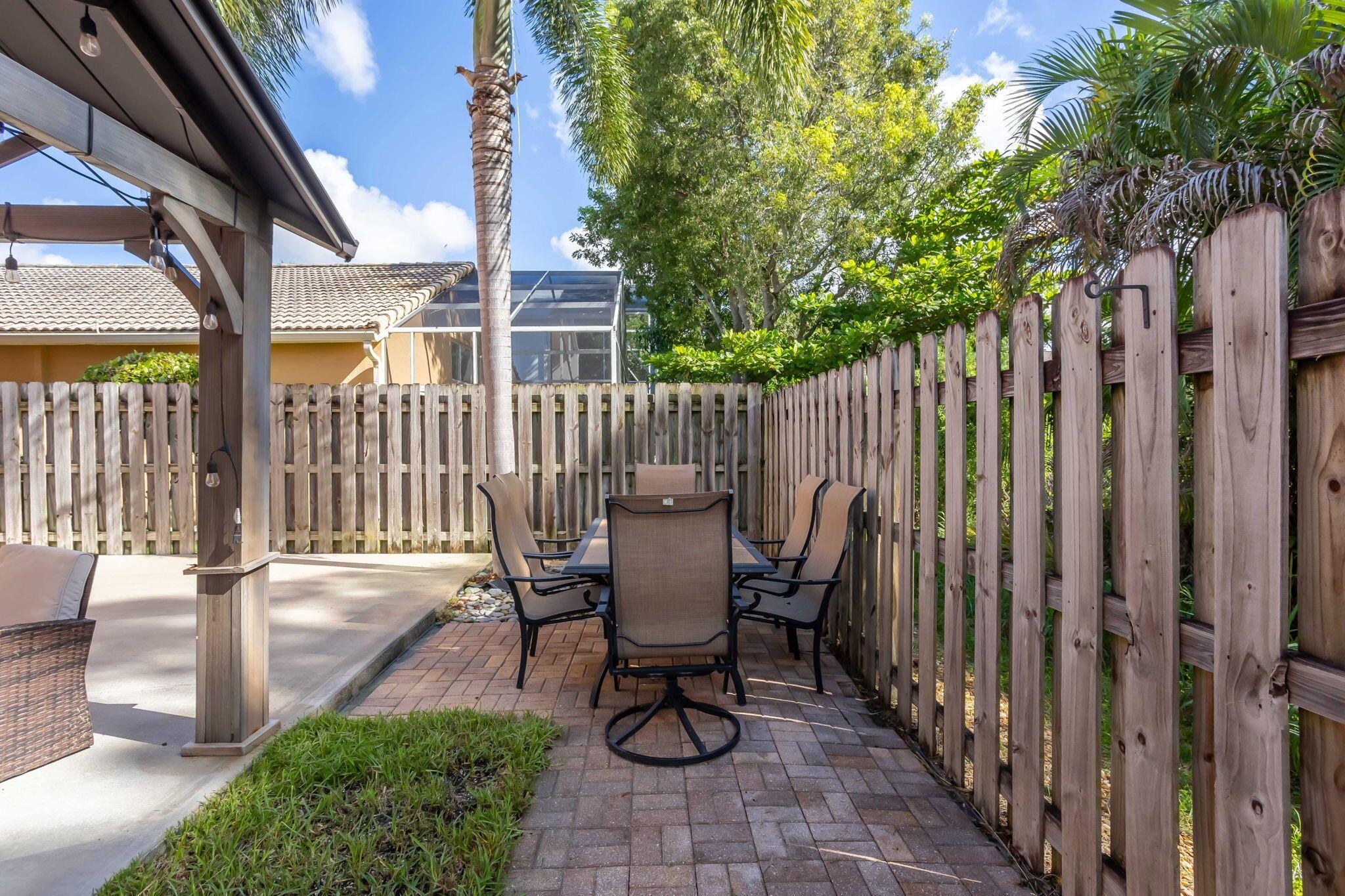 COLONY AT BOYNTON BEACH - Residential