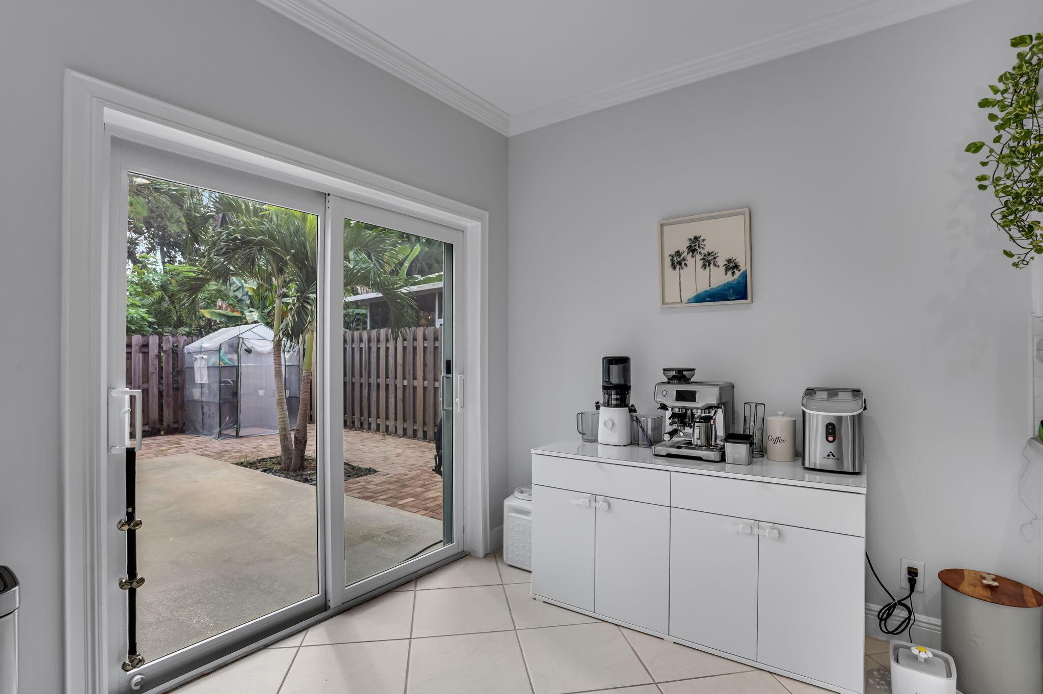 COLONY AT BOYNTON BEACH - Residential