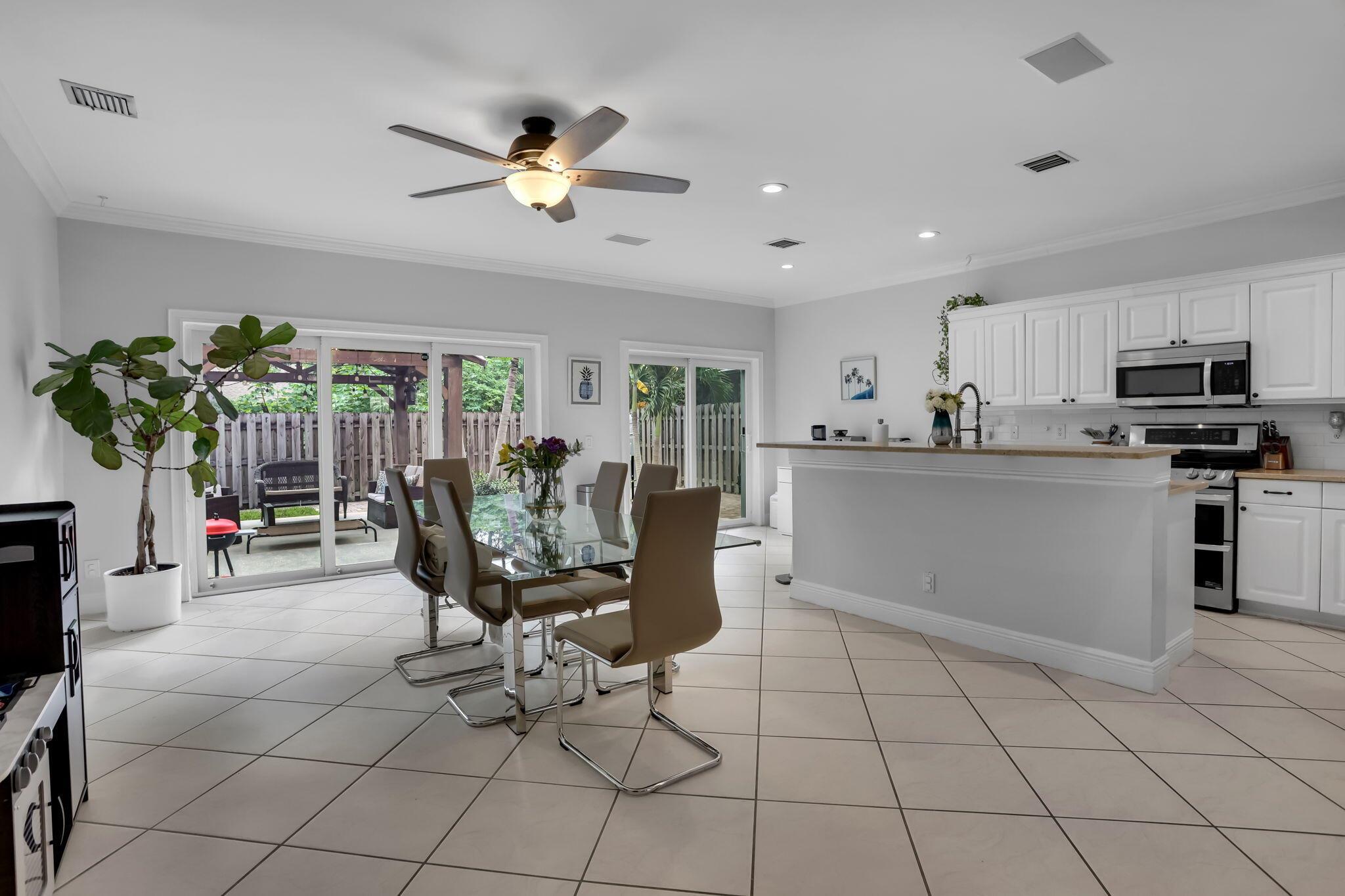 COLONY AT BOYNTON BEACH - Residential